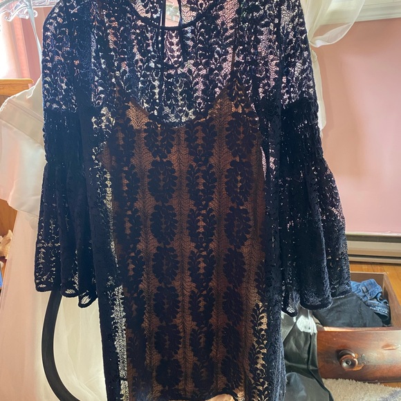Michael Kors lace dress - Picture 7 of 15